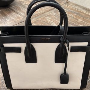 YSL CLASSIC SAC DE JOUR SMALL IN Black & beige leather